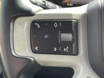 2023 Land Rover Defender X-Dynamic SE