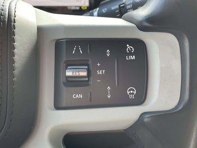 2023 Land Rover Defender X-Dynamic SE