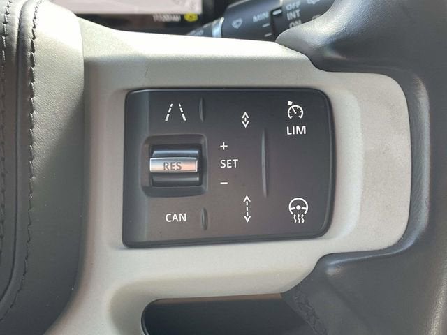 2023 Land Rover Defender X-Dynamic SE