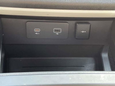 2023 Land Rover Defender X-Dynamic SE