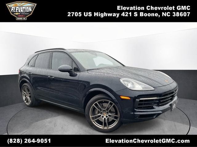 2023 Porsche Cayenne Base
