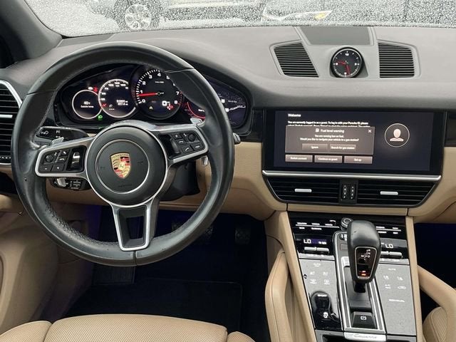 2023 Porsche Cayenne Base