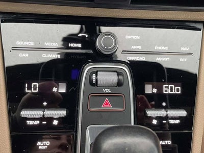 2023 Porsche Cayenne Base