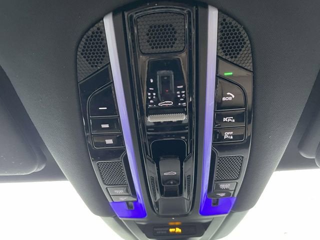 2023 Porsche Cayenne Base