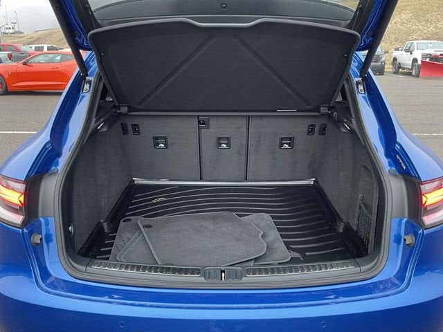 2021 Porsche Macan S