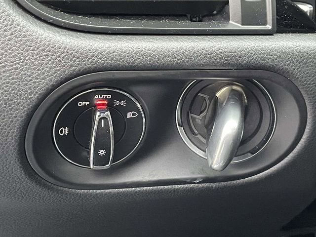 2021 Porsche Macan S